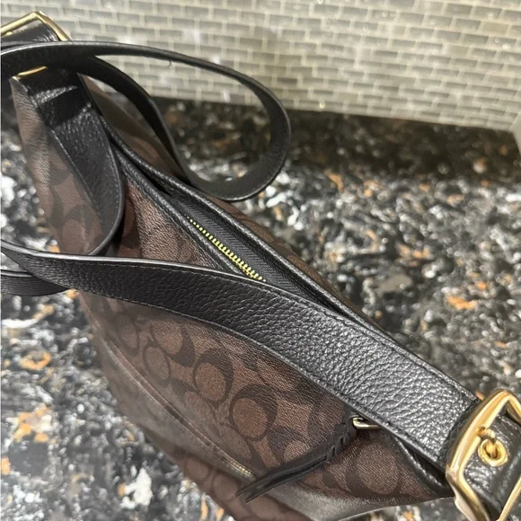 COACH 2022 Val Duffel Bag - Picture 5 of 14